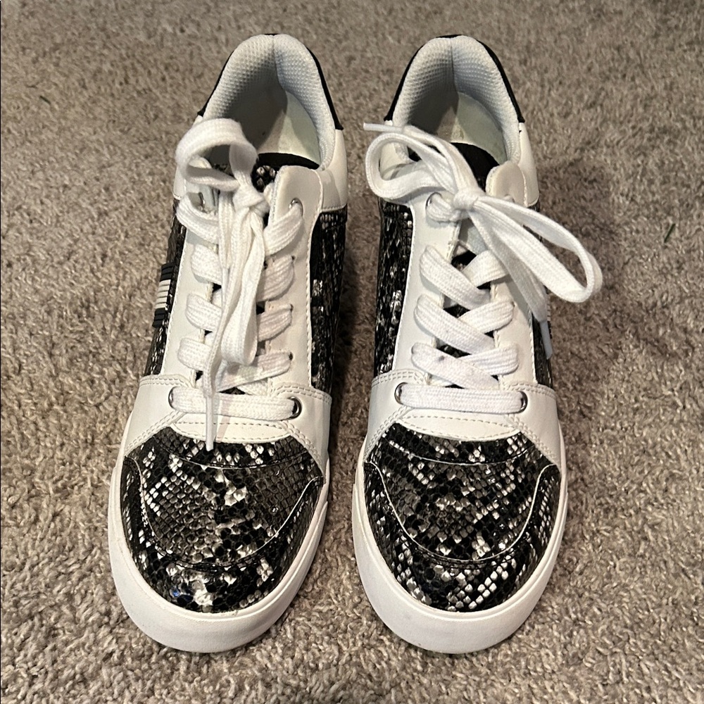 Tommy Hilfiger Women's Black and White Animal Print Wedge Sneakers